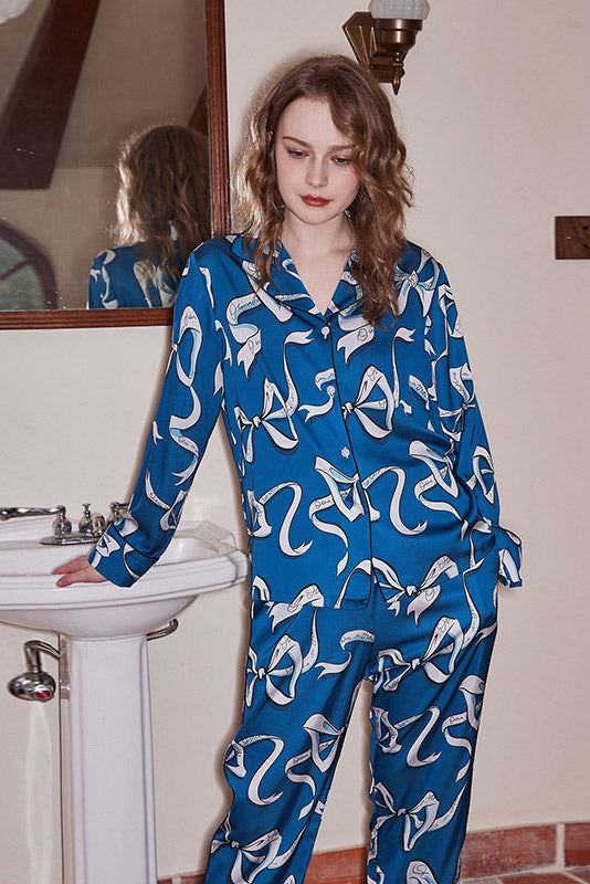 Coordinated Bow Pattern Pajama Set