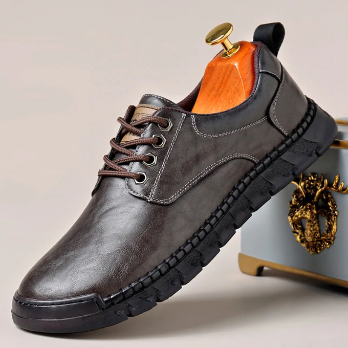 Smooth Full-Grain Leather Shoes with All-Day Comfort