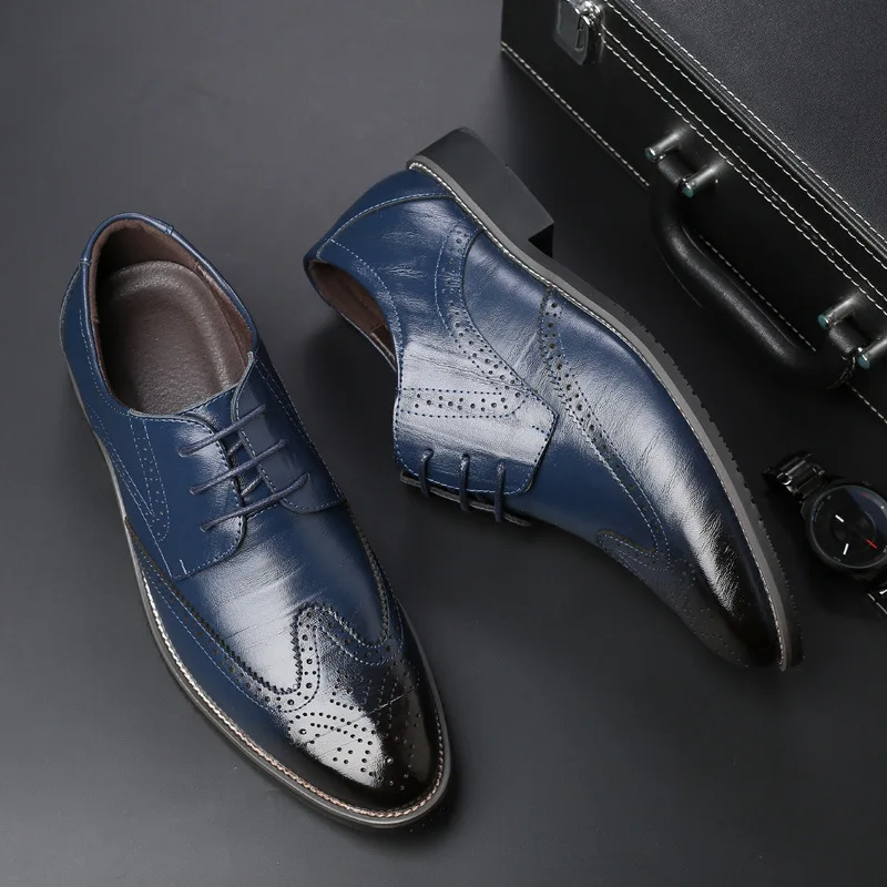 Cowhide Leather Oxford Shoes with Brogue Detailing