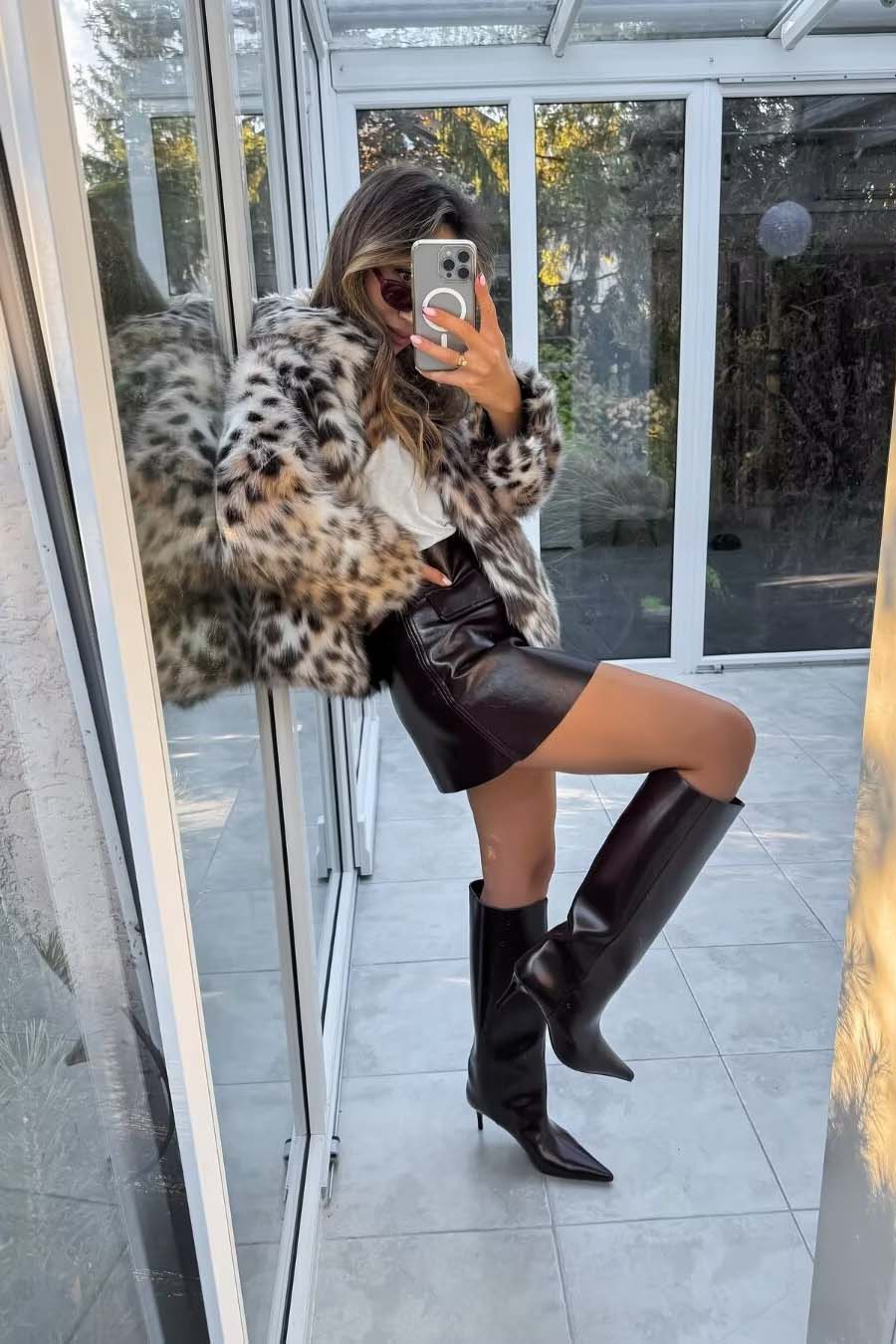 Modern Wild leopard print short lapel fur coat