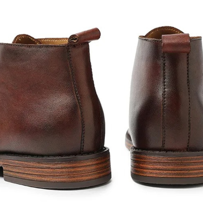 Leather Boots with Sturdy Sole
