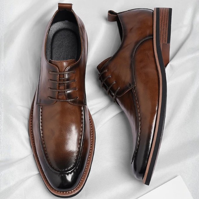 Burnished Leather Oxford Shoes with Burnished Finish