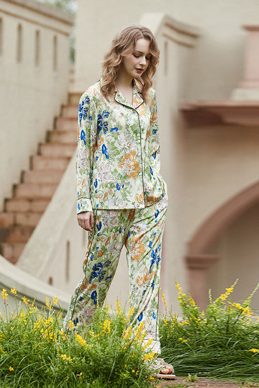 Morning Glory and Lily Pattern Knit Cardigan Long Sleeve Pajama Set
