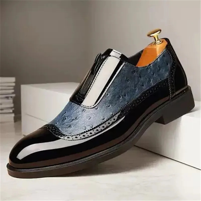 Polished Leather Shoes with Embossed Texture