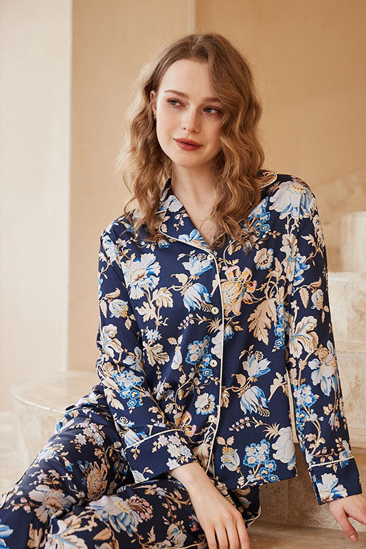 Coordinated Begonia Flower Print Long-Sleeve Pajama Loungewear Set