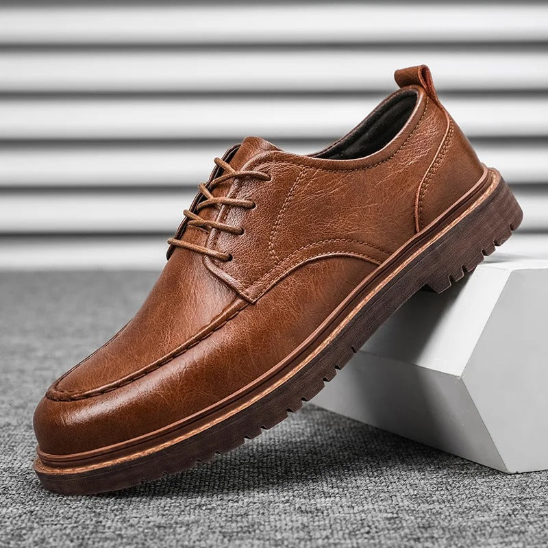 Leather Shoes with Lug Sole