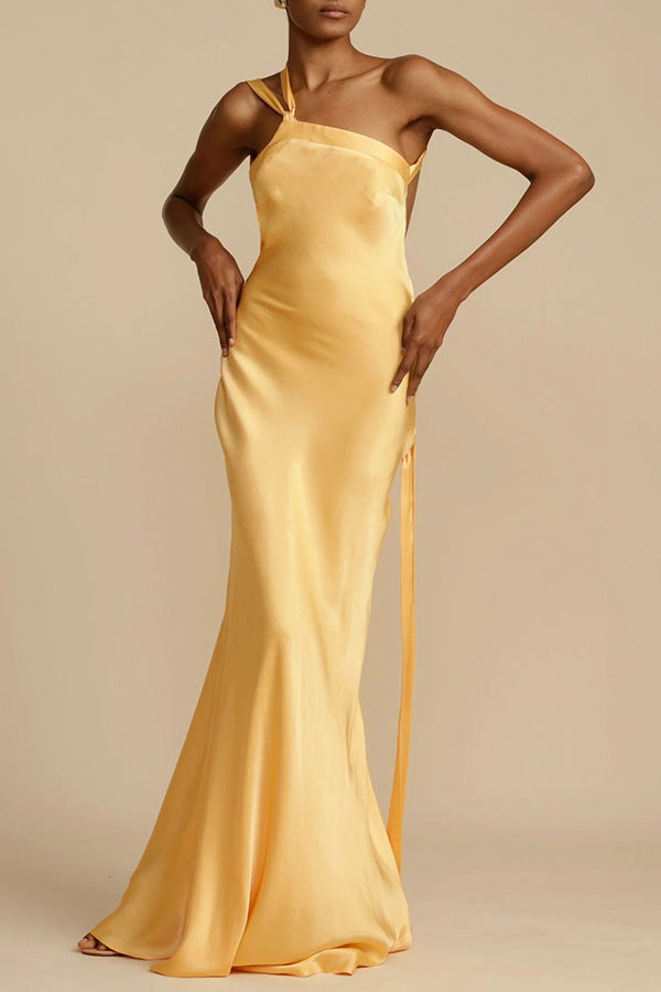 Silhouette Grace - Fitted One-Shoulder Dress