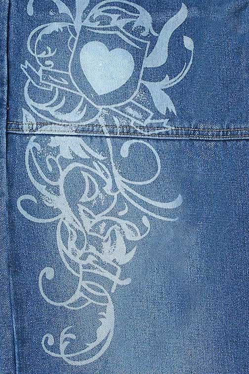 Modern Street-Style Washed Jeans