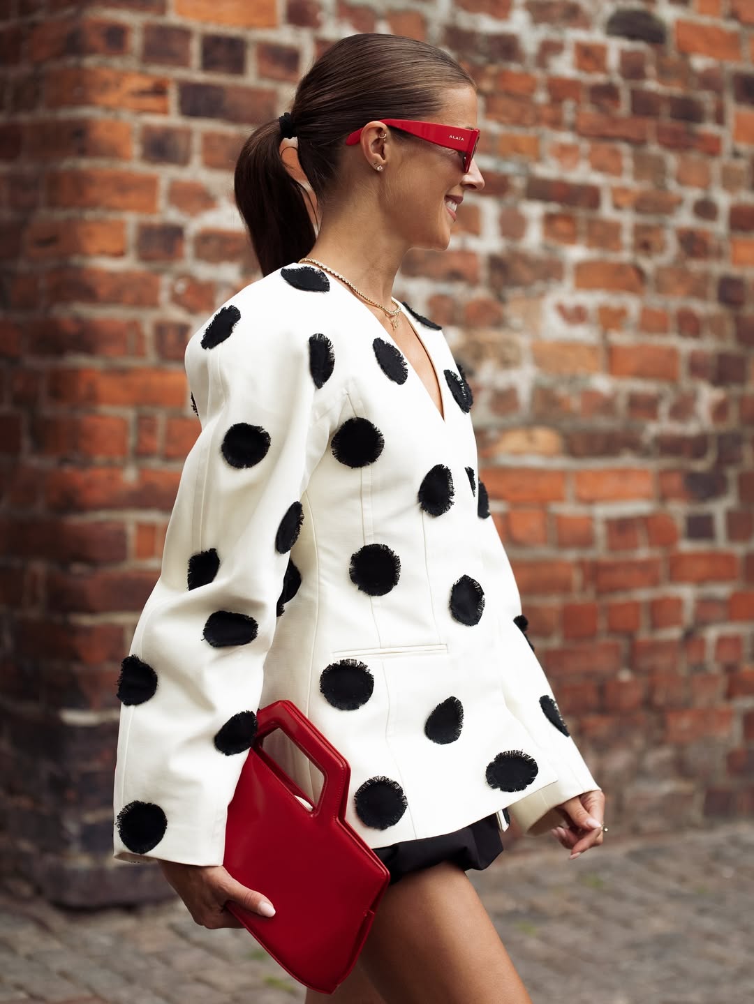 Blazer with Fitted Cut and V-Neck