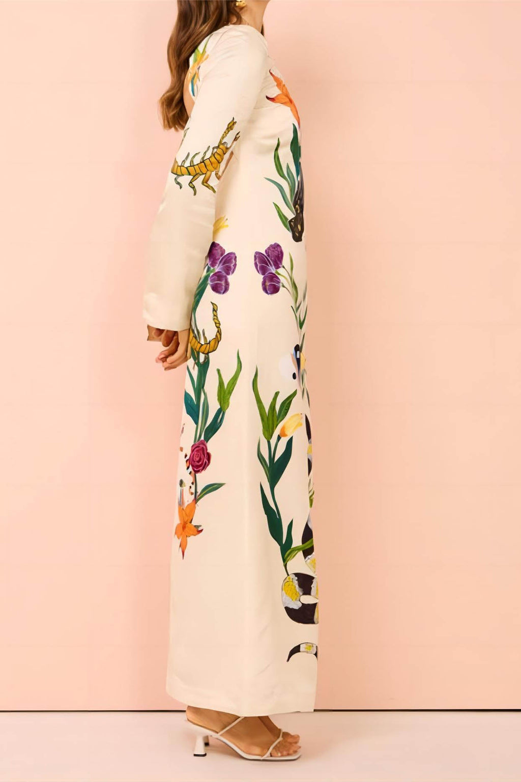 Flirtatious Print Open-Back Dress