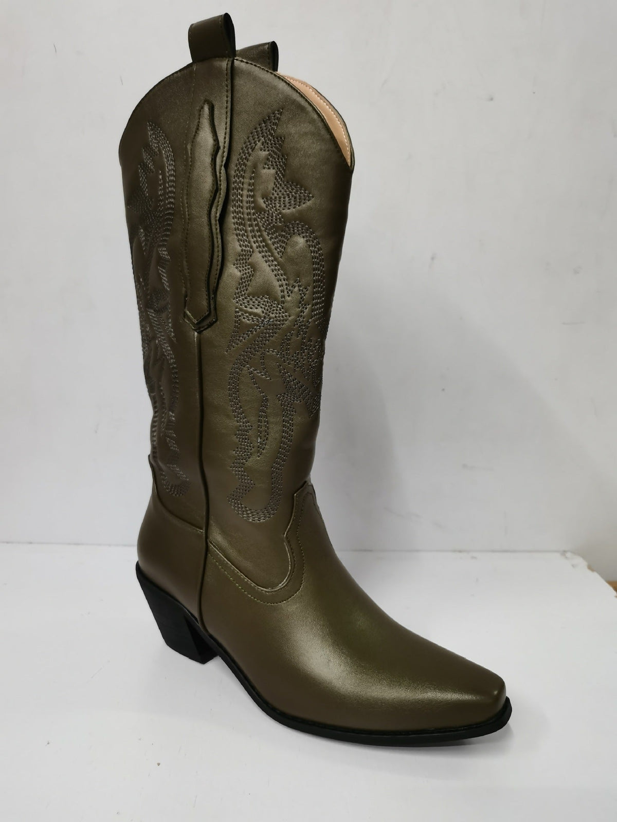 Modern Embroidered Pointed Toe Thick Heel Western Boots