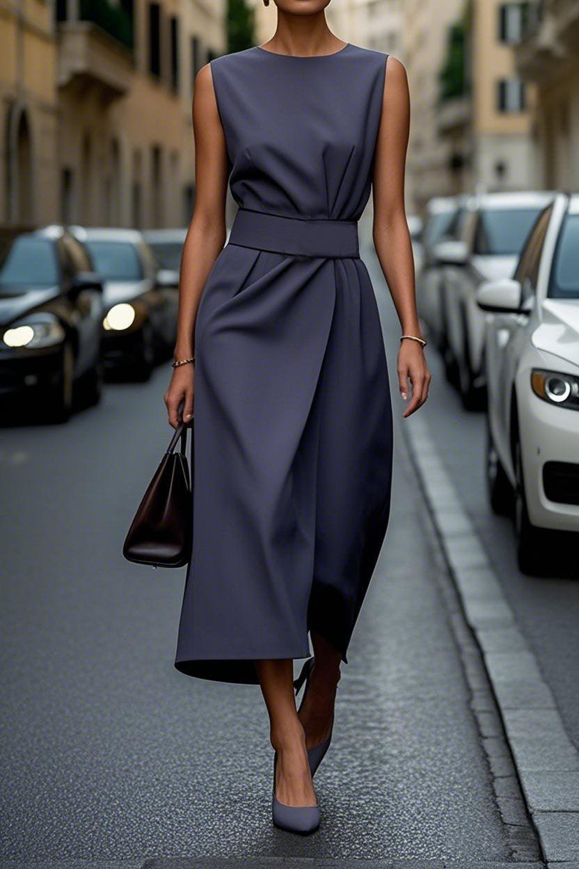 Refined Solid Waist Dress