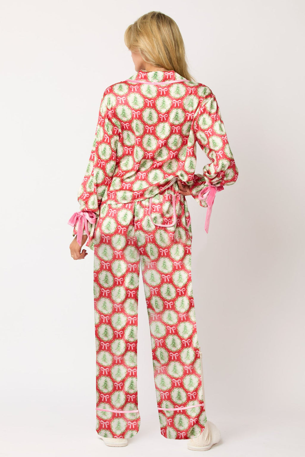 Coordinated Christmas Character Sprint Pajama Long Set