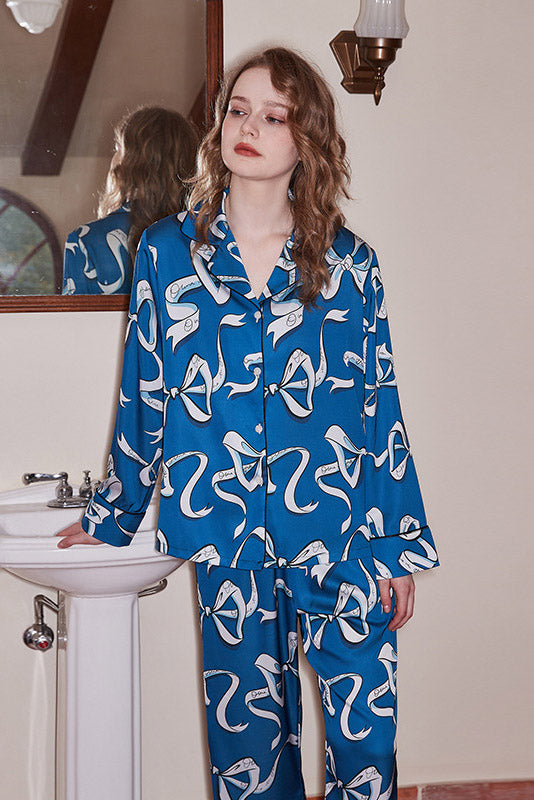 Coordinated Bow Pattern Pajama Set