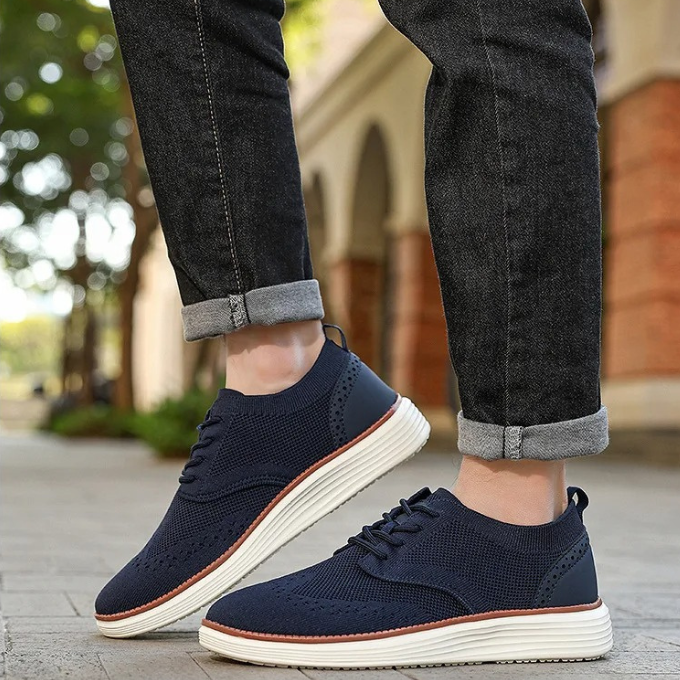 Knit Brogue Shoes with Wingtip Brogue Detail