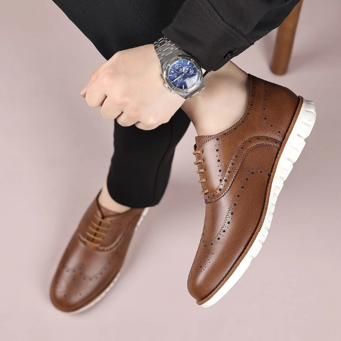 Brogue Shoes with Breathable Lining