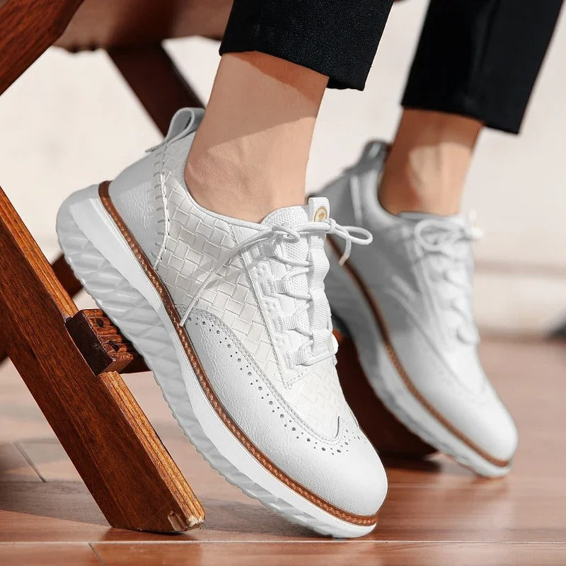 Sneakers with Flexible Support