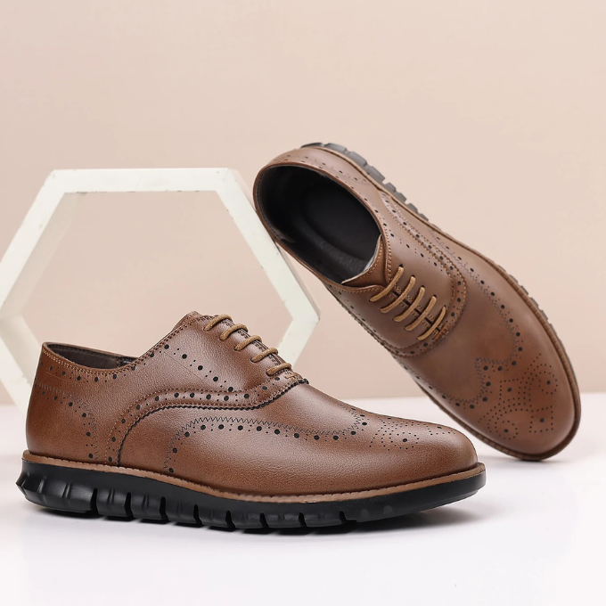 Brogue Shoes with Breathable Lining