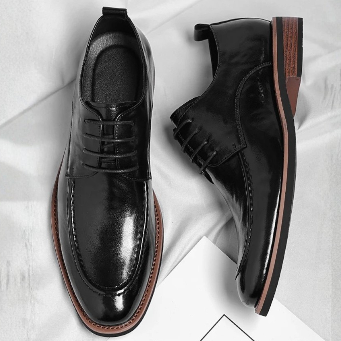 Burnished Leather Oxford Shoes with Burnished Finish