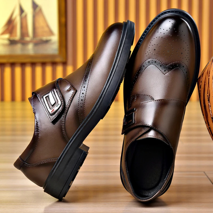Polished Full-Grain Leather Shoes with Rubber Sole