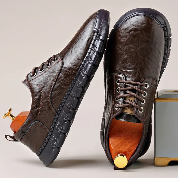 Smooth Full-Grain Leather Shoes with All-Day Comfort