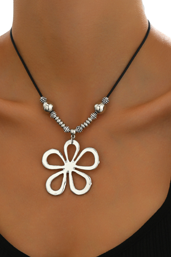 Statement Ladies Temperament Necklace