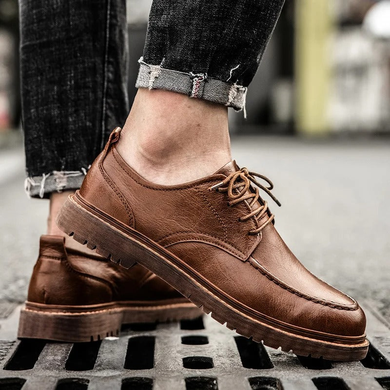 Leather Shoes with Lug Sole