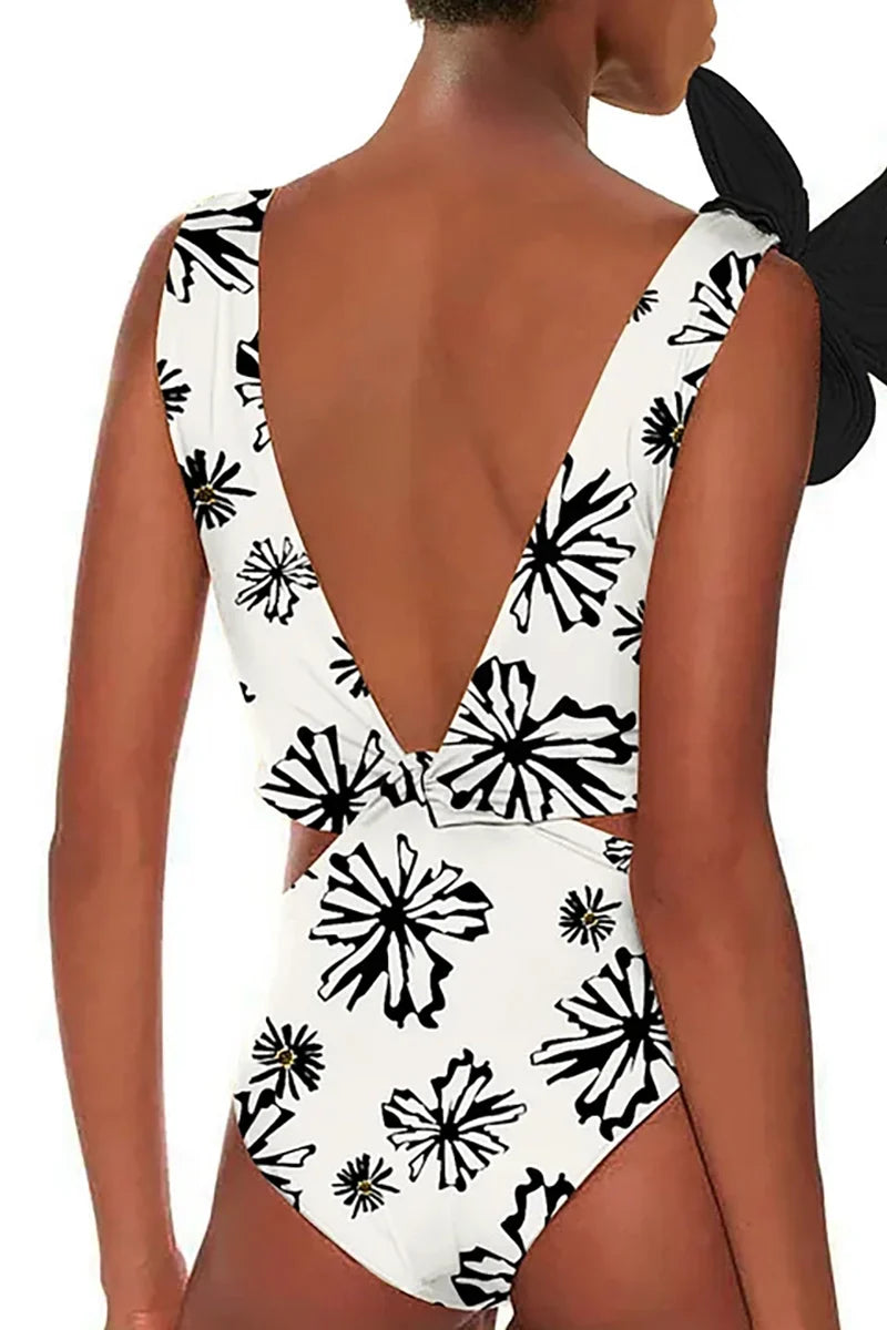 Flower Applique Patterned White One-Piece Swimwear