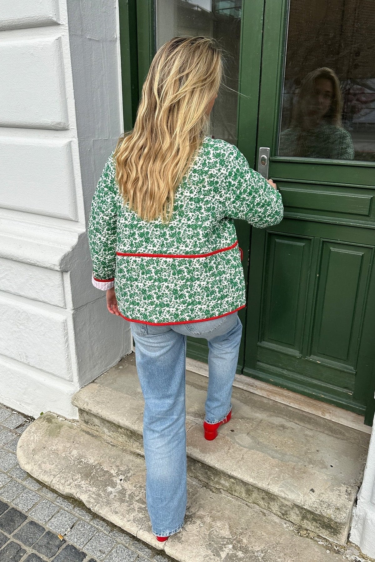 Modern Caralesia Jacket