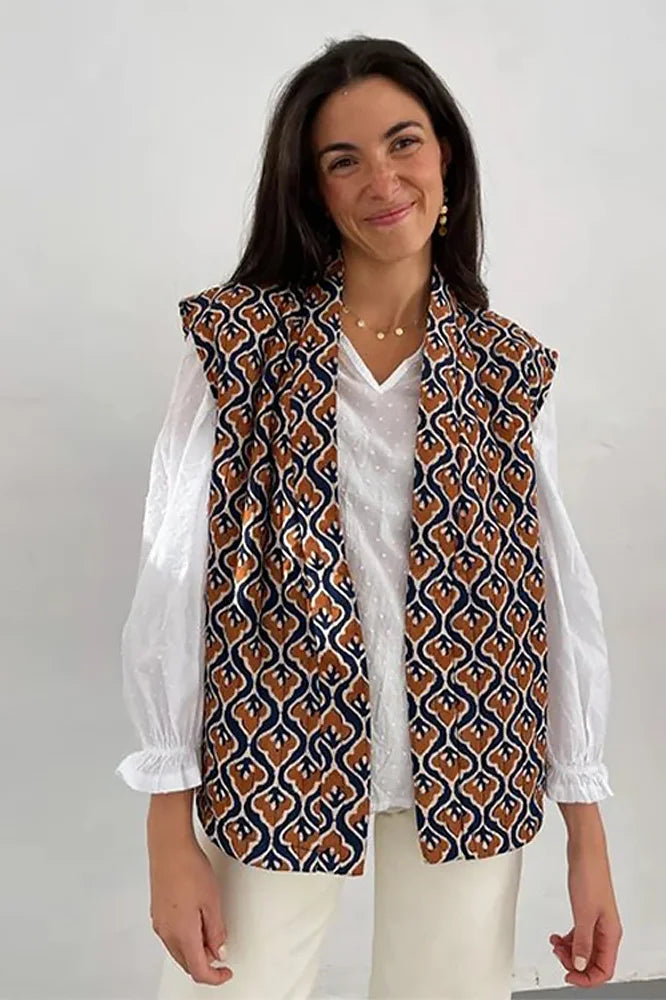 Modern Mireia Ebba Top