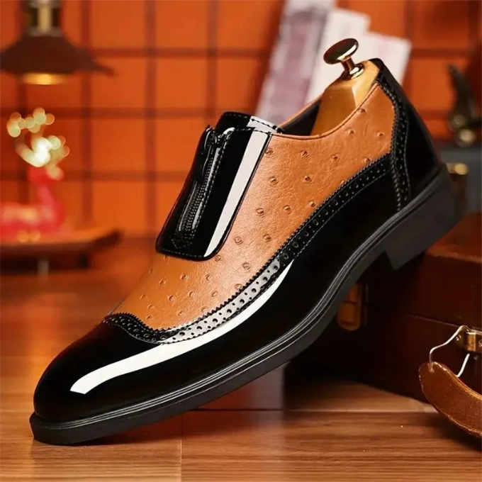 Polished Leather Shoes with Embossed Texture