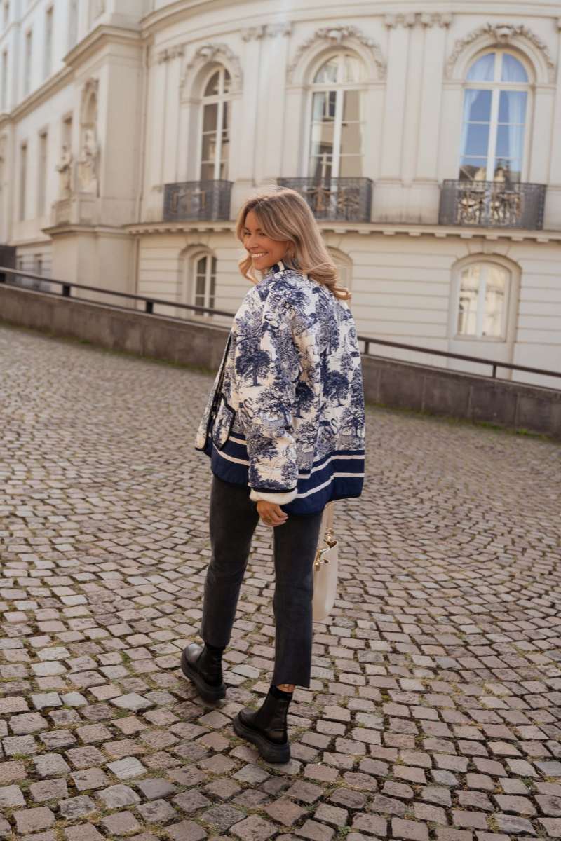 Modern Pettina Jacket