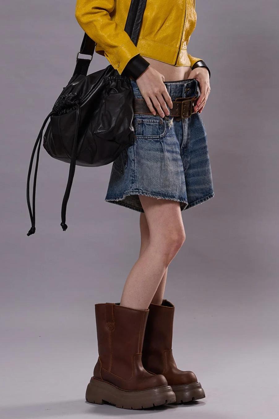 Modern Double Loop Venti Short