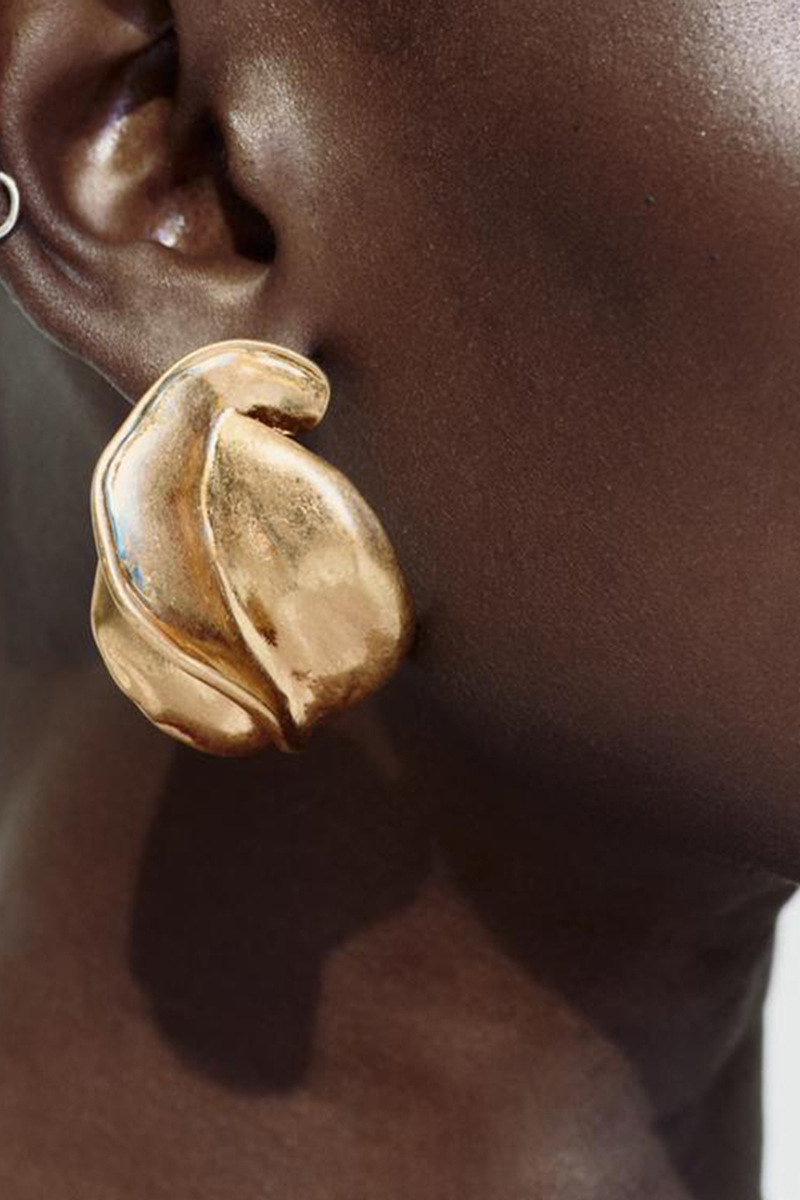 Esmee Irregular Flower Earrings