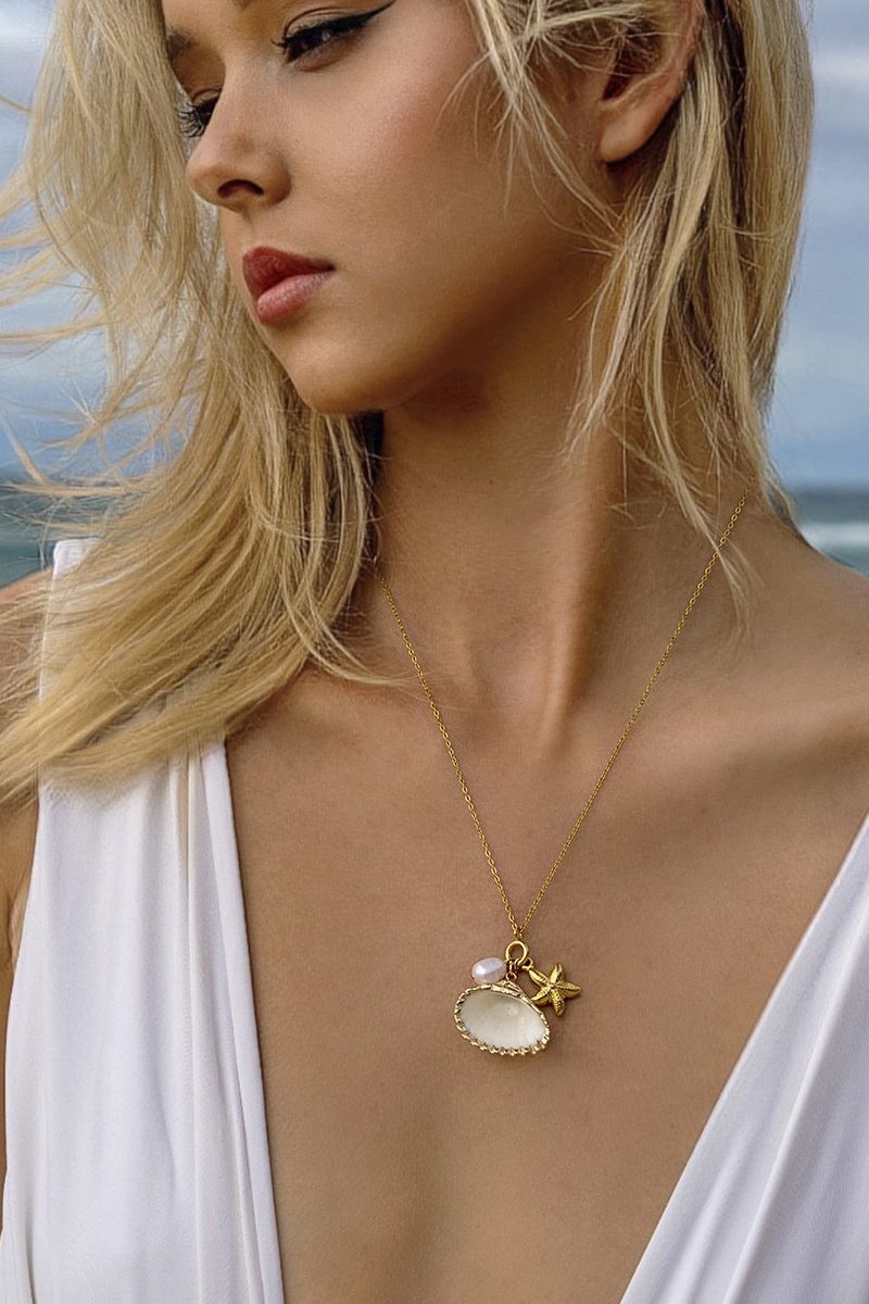 Statement Flavie Shell Starfish Pearl Necklace