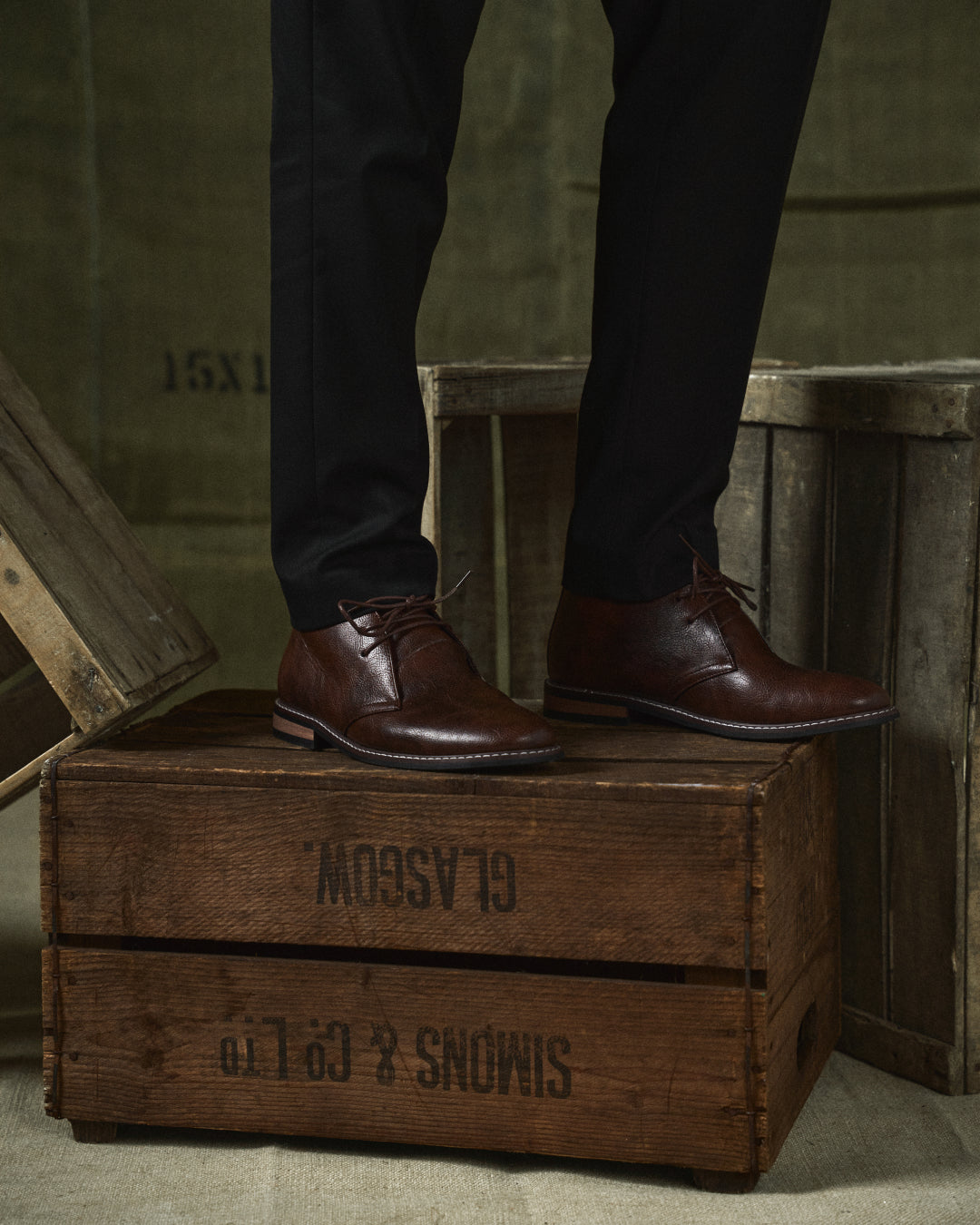 Cowhide Leather Boots with Breathable Upper