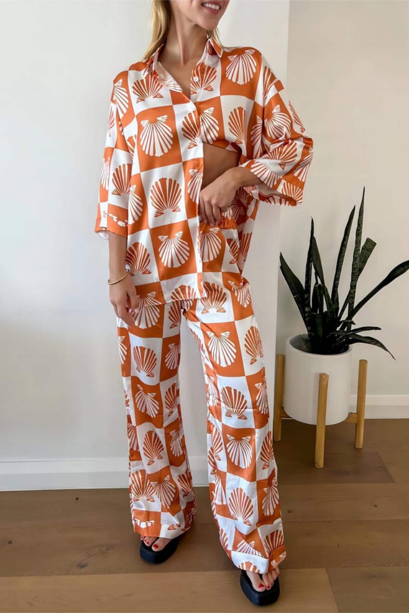 Special Satin Shell Print Wide-Leg Trousers-Set