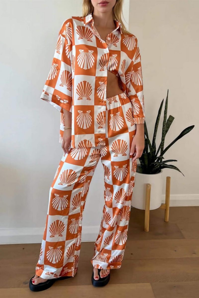 Special Satin Shell Print Wide-Leg Trousers-Set
