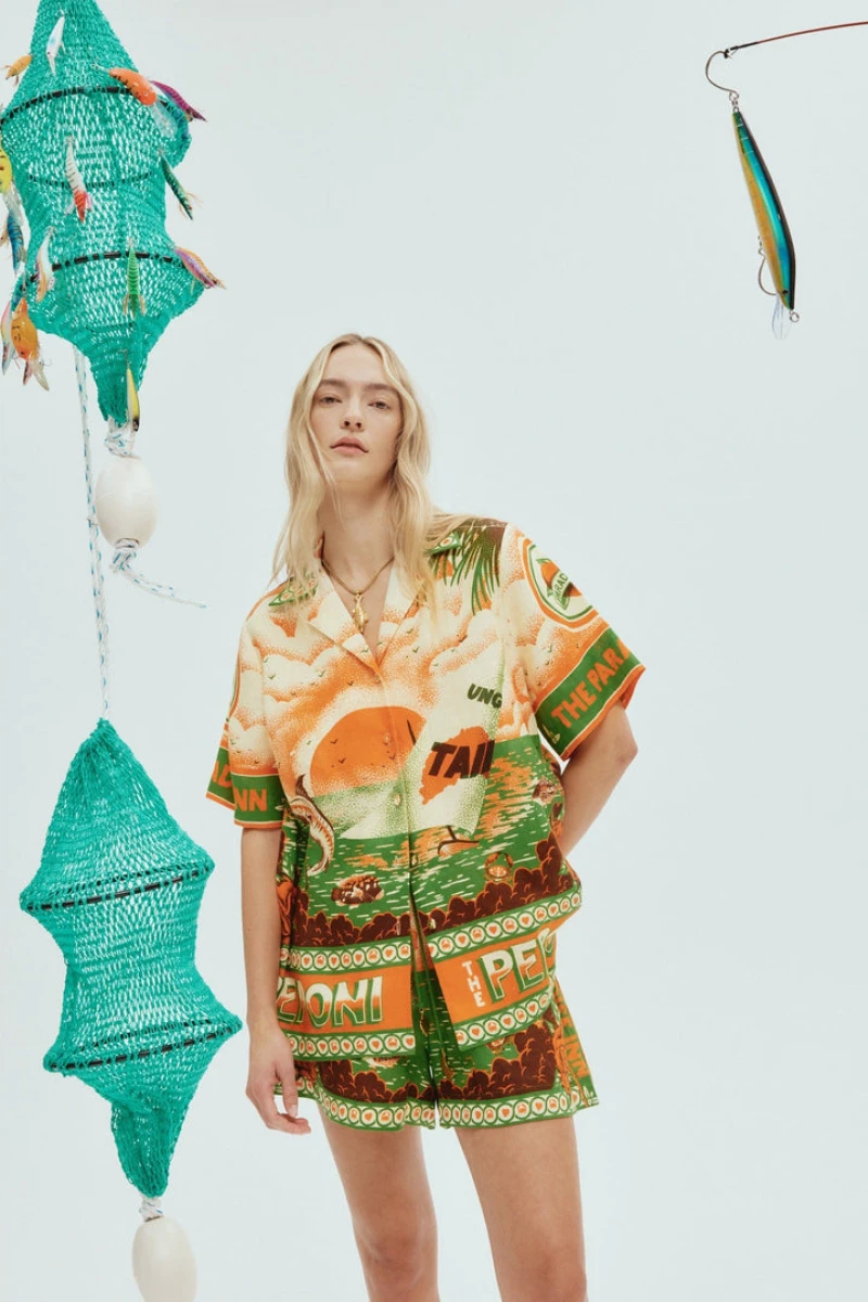 Coordinated Leocadie Short Sleeve Sunset Print Shorts Set