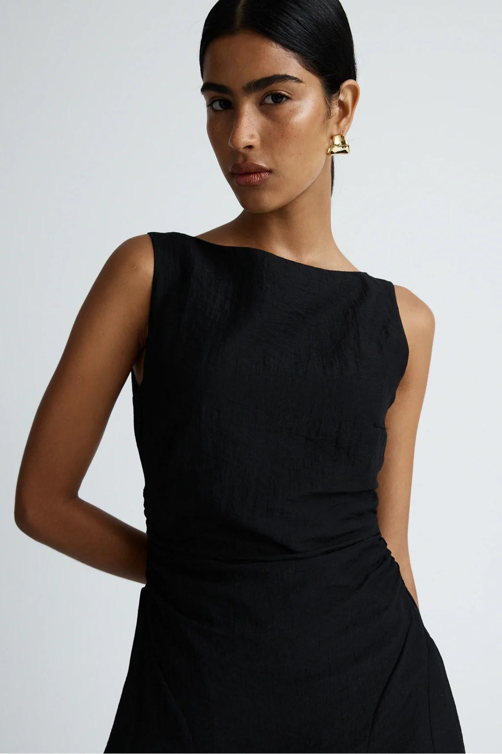 Clean-Lined Black Sleeveless Maxi-Length Dress