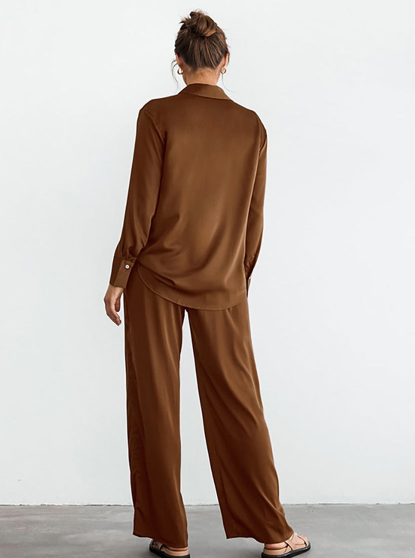 Zoe - Comfortable Two-Piece Set with Long Sleeves and Simple Pants