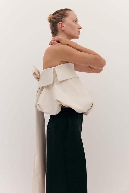Modern Puff-Shaped Bow-Tail Tube Top