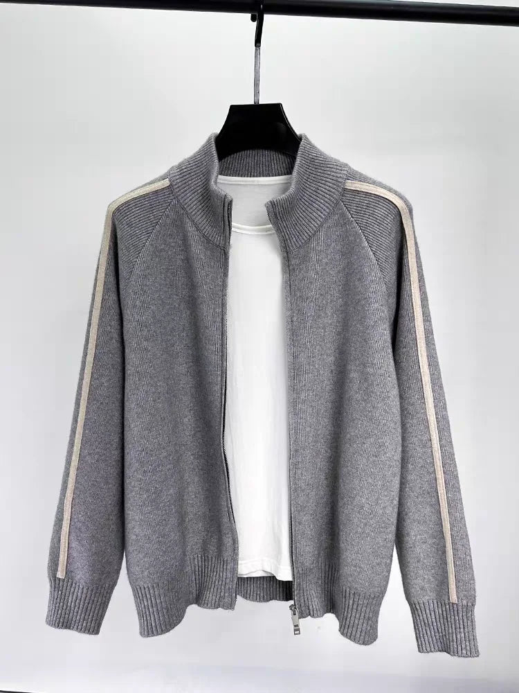 Lightweight Knit Cardigan for Cold Weather