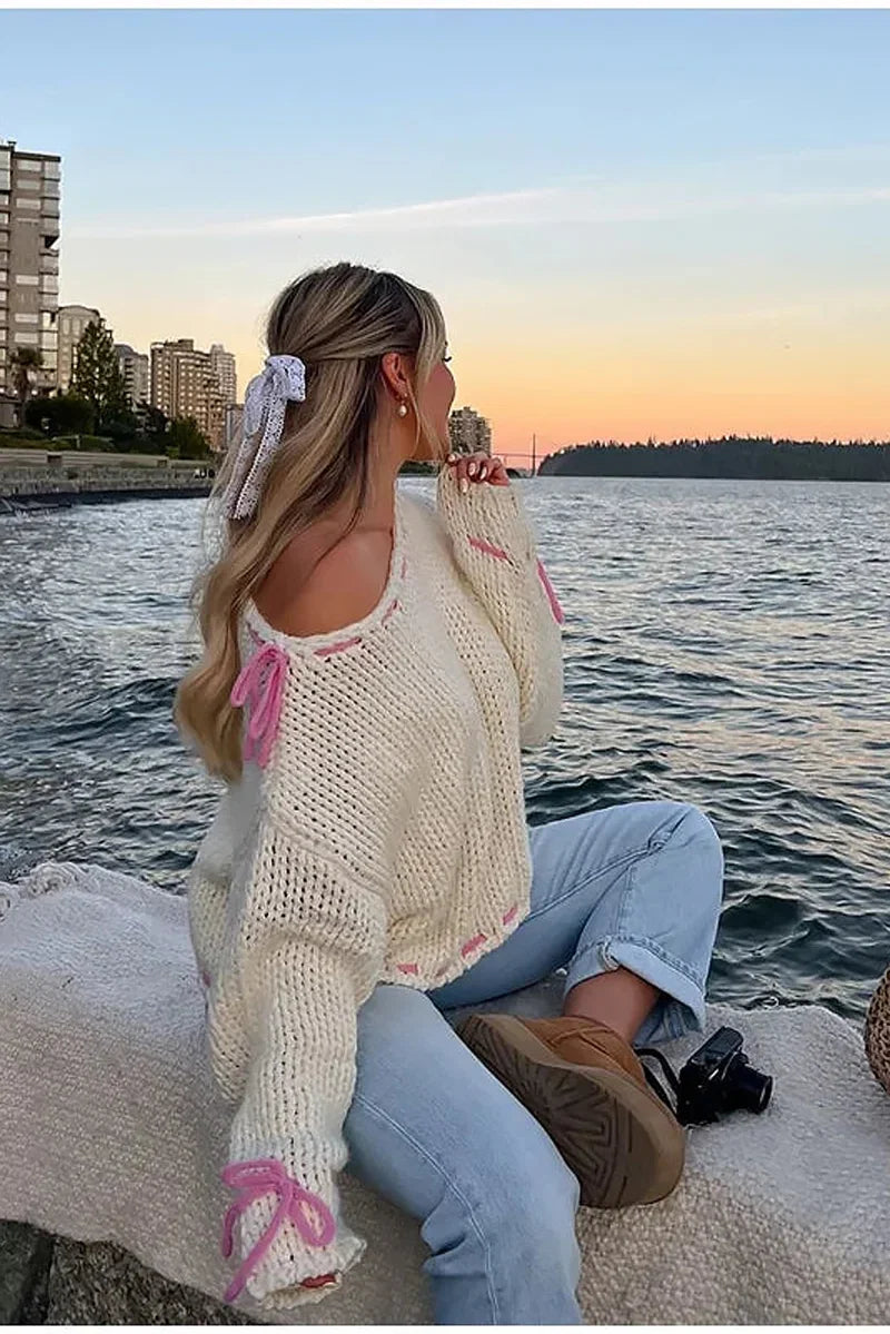 Modern The Soft Horizon Pullover