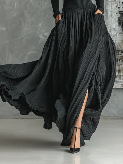 Coordinated Fashion All Black Skinny Turtleneck T-shirt Pleated Skirt Set
