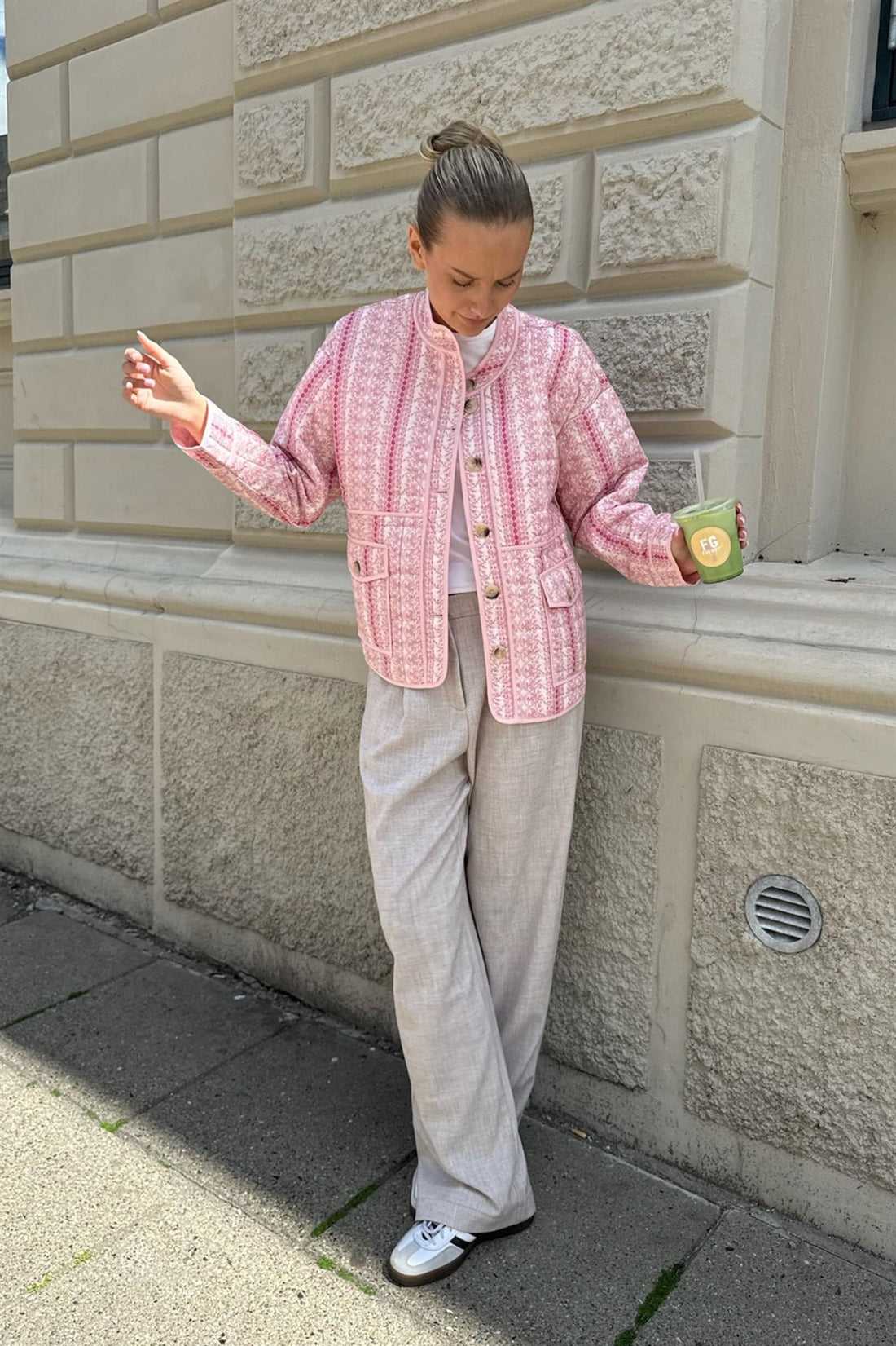 Modern Dionessa Jacket