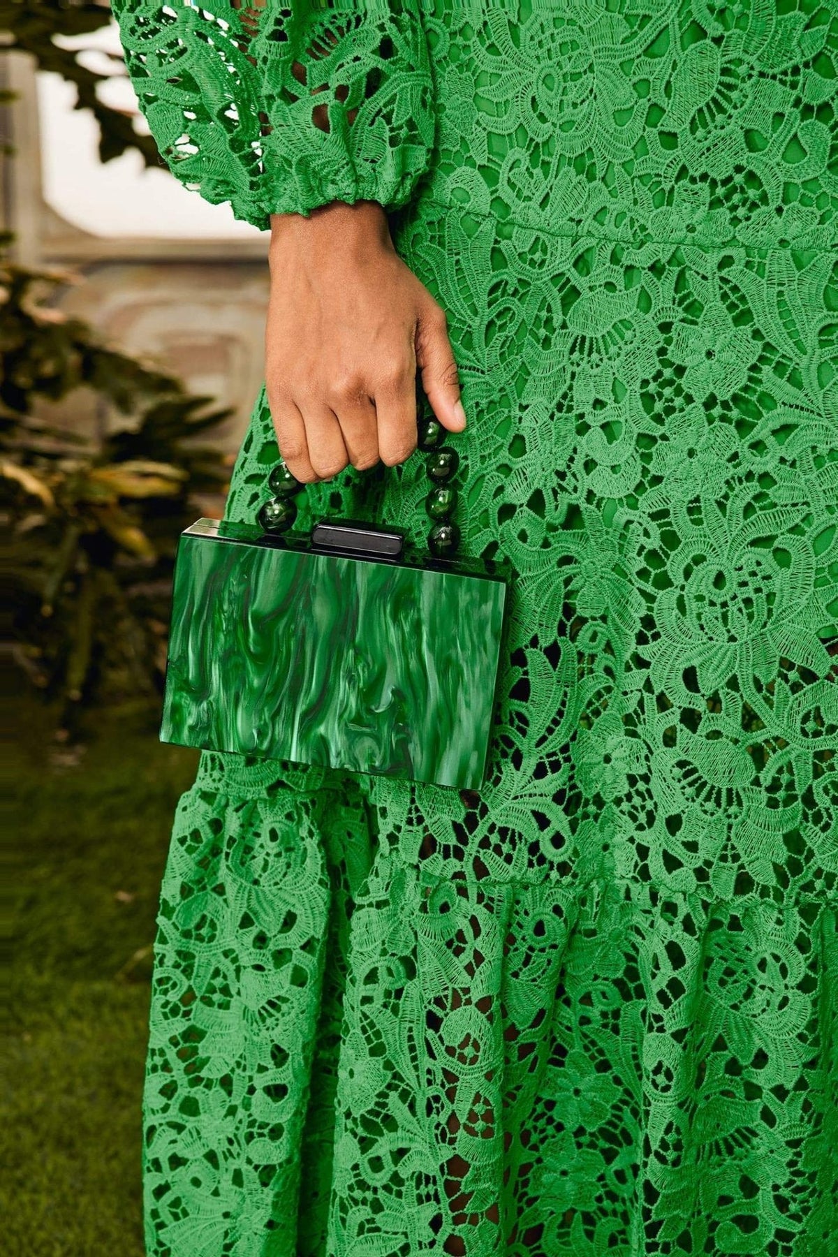 Modern Beaded Chain Marbling Handbag