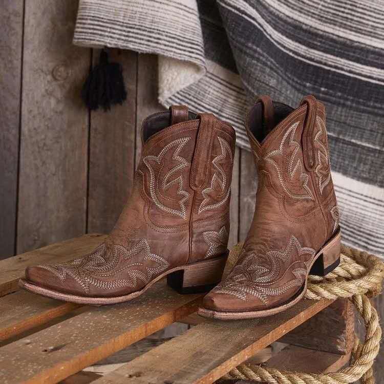 Retro Embroidered Block Heel Short Western Boots