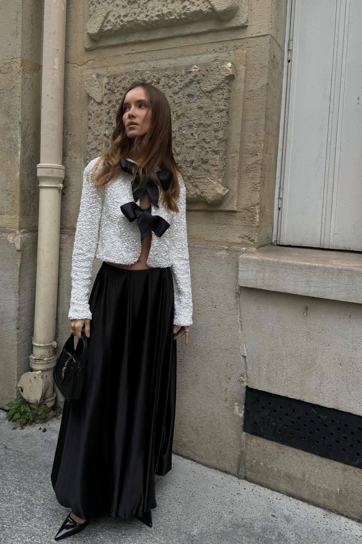 Modern Cara Bow-tie Sequins Coat