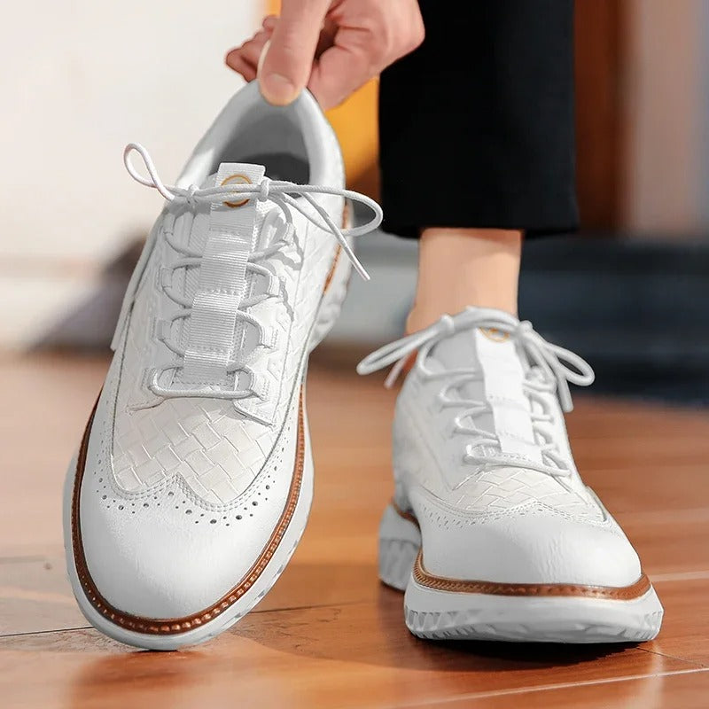 Sneakers with Flexible Support